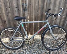 Load image into Gallery viewer, Vintage Specialized Rock Hopper Mountain Bike
